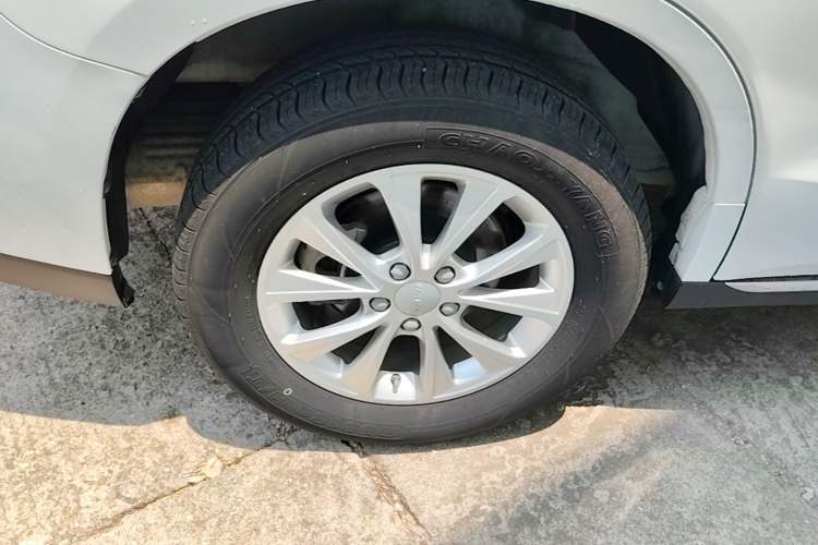 Used Haval M6 2021 PLUS 1.5T Manual Luxury Smart Connectivity Model Right Rear Wheel Hub