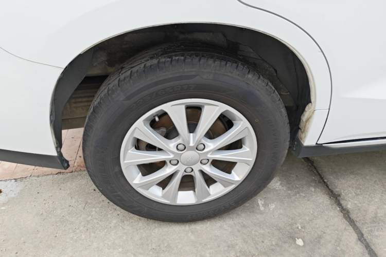 Used Haval M6 2021 PLUS 1.5T DCT Luxury Smart Connectivity Model Right Rear Wheel Hub