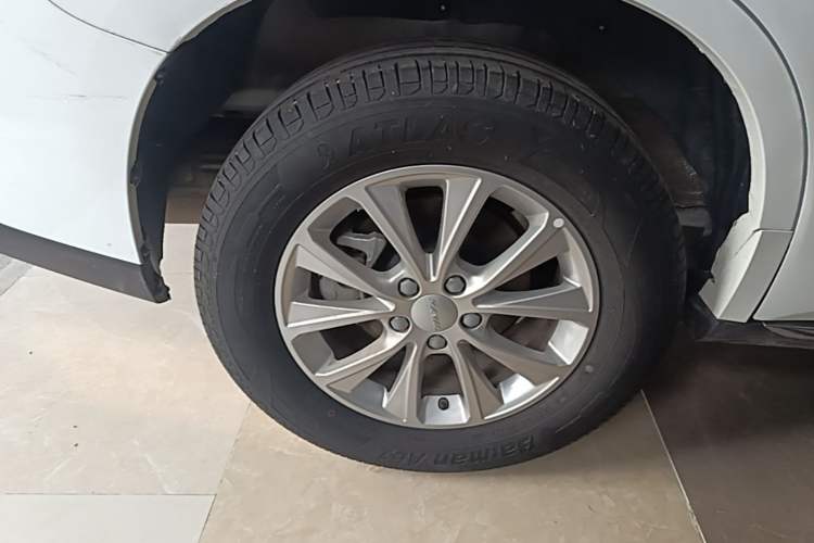 Used Haval M6 2021 PLUS 1.5T DCT Luxury Smart Connectivity Model Right Rear Wheel Hub