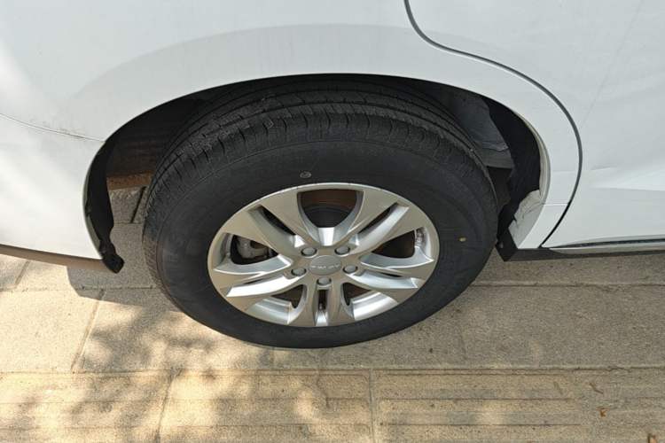 Used Haval M6 2021 PLUS 1.5T DCT Elite Smart Connectivity Model Right Rear Wheel Hub