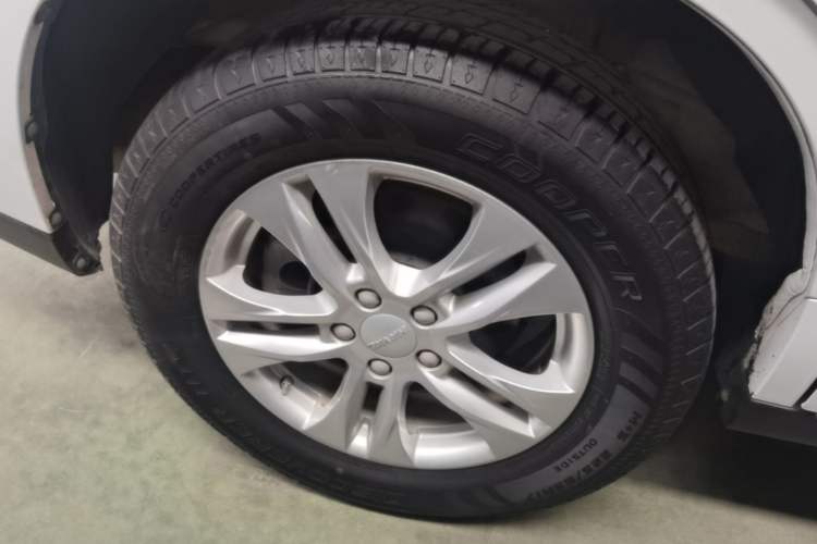 Used Haval M6 2021 PLUS 1.5T DCT Elite Smart Connectivity Model Right Rear Wheel Hub