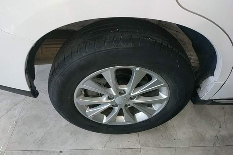 Used Haval M6 2021 PLUS 1.5T DCT Luxury Smart Connectivity Model Right Rear Wheel Hub