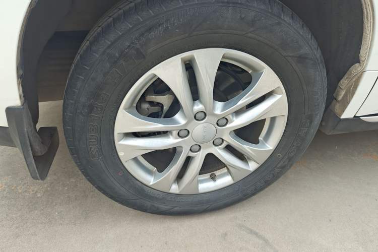 Used Haval M6 2021 PLUS 1.5T Manual Elite Smart Connectivity Model Right Rear Wheel Hub
