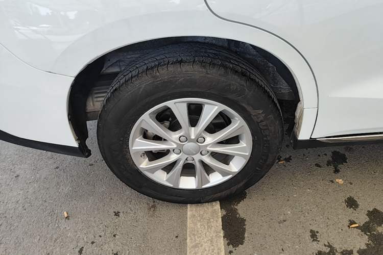 Used Haval M6 2021 PLUS 1.5T DCT Luxury Smart Connectivity Model Right Rear Wheel Hub