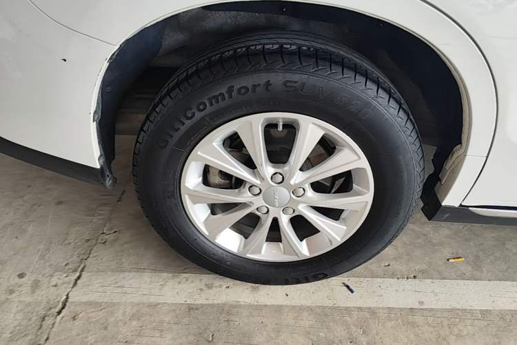 Used Haval M6 2021 PLUS 1.5T DCT Luxury Smart Connectivity Model Right Rear Wheel Hub