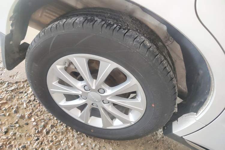 Used Haval M6 2021 PLUS 1.5T DCT Luxury Smart Connectivity Model Right Rear Wheel Hub
