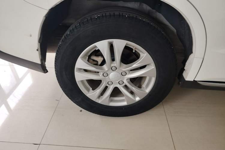 Used Haval M6 2021 PLUS 1.5T DCT Elite Smart Connectivity Model Right Rear Wheel Hub
