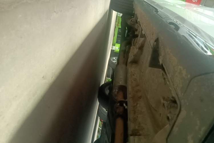Used Haval M6 2021 PLUS 1.5T DCT Elite Smart Connectivity Model Right Side Sill