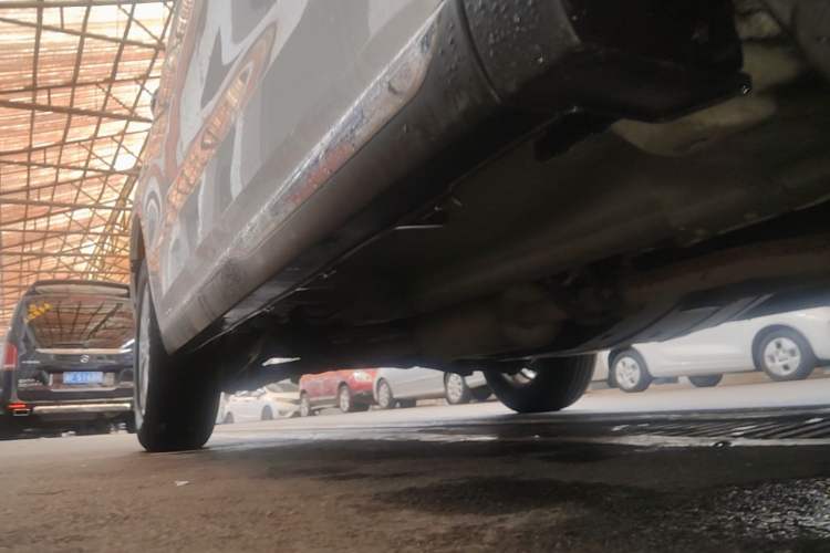Used Haval M6 2021 PLUS 1.5T DCT Luxury Smart Connectivity Model Right Side Sill