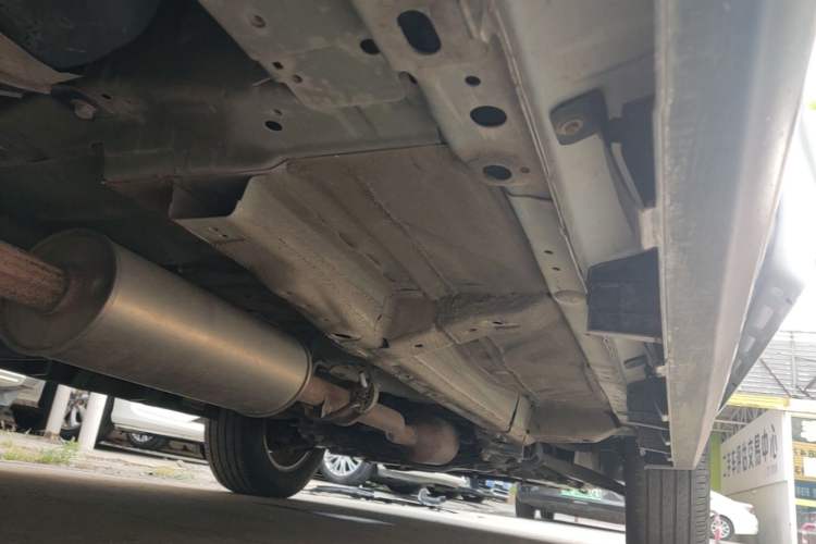 Used Haval M6 2021 PLUS 1.5T DCT Comfort Edition Right Side Sill
