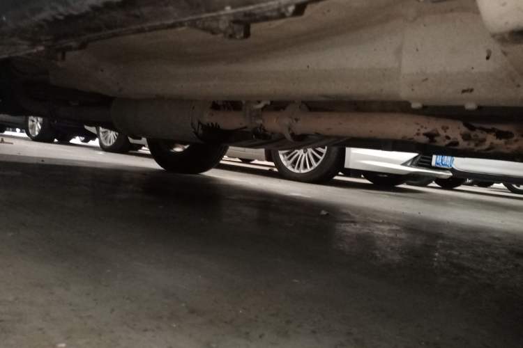 Used Haval M6 2021 PLUS 1.5T DCT Comfort Edition Right Side Sill