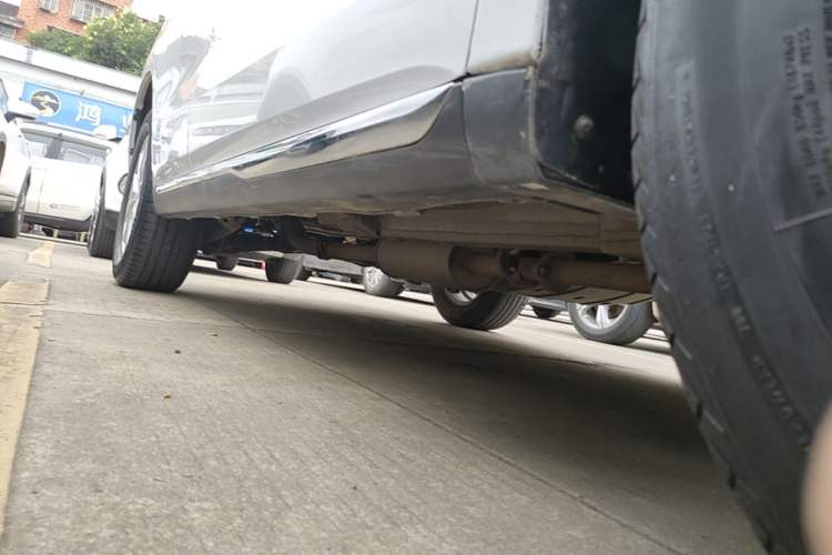 Used Haval M6 2021 PLUS 1.5T DCT Luxury Smart Connectivity Model Right Side Sill