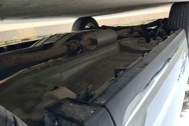 Used Haval M6 2021 PLUS 1.5T Manual Luxury Smart Connectivity Model Right Side Sill