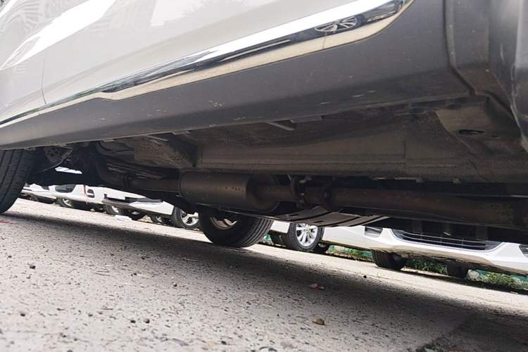 Used Haval M6 2021 PLUS 1.5T DCT Luxury Smart Connectivity Model Right Side Sill