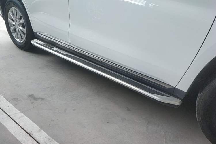Used Haval M6 2021 PLUS 1.5T DCT Luxury Smart Connectivity Model Right Side Sill
