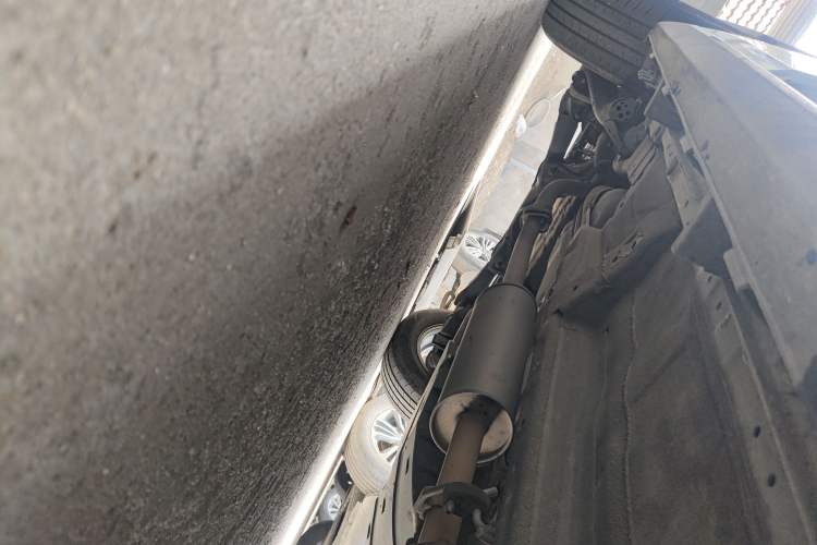 Used Haval M6 2021 PLUS 1.5T DCT Luxury Smart Connectivity Model Right Side Sill