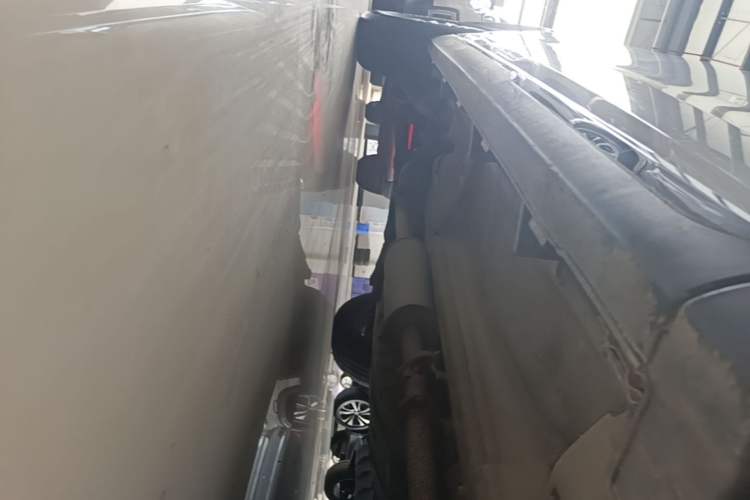 Used Haval M6 2021 PLUS 1.5T DCT Comfort Edition Right Side Sill