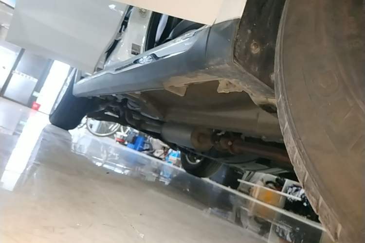 Used Haval M6 2021 PLUS 1.5T DCT Luxury Smart Connectivity Model Right Side Sill