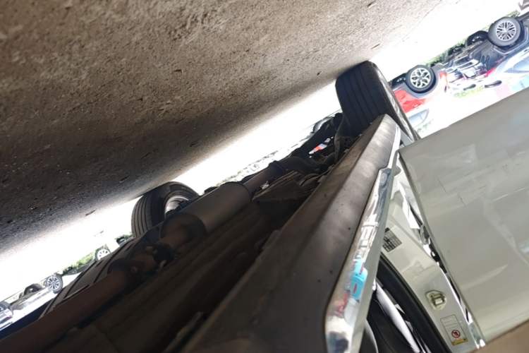 Used Haval M6 2021 PLUS 1.5T DCT Comfort Edition Right Side Sill