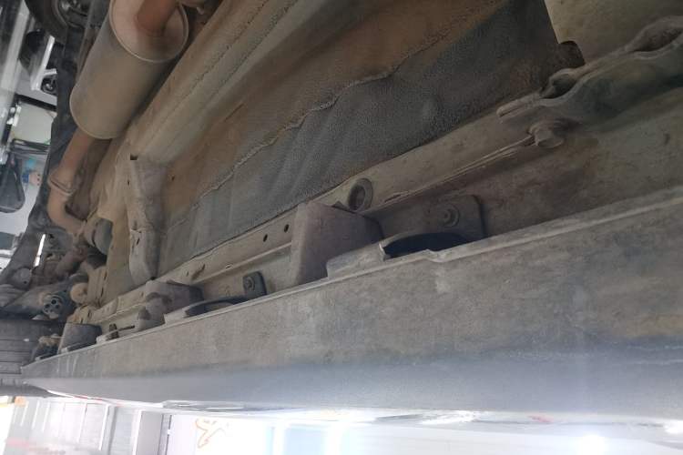 Used Haval M6 2021 PLUS 1.5T DCT Luxury Smart Connectivity Model Right Side Sill