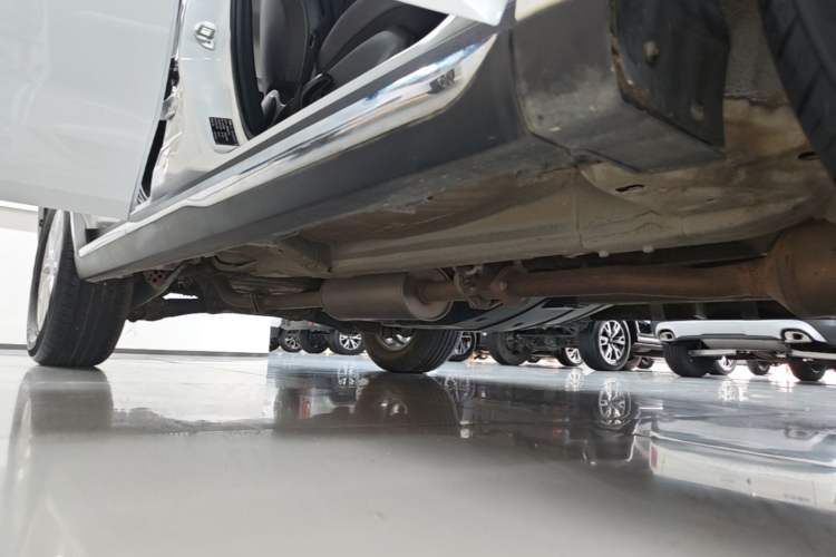 Used Haval M6 2021 PLUS 1.5T DCT Luxury Smart Connectivity Model Right Side Sill
