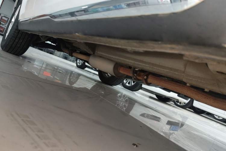 Used Haval M6 2021 PLUS 1.5T DCT Luxury Smart Connectivity Model Right Side Sill