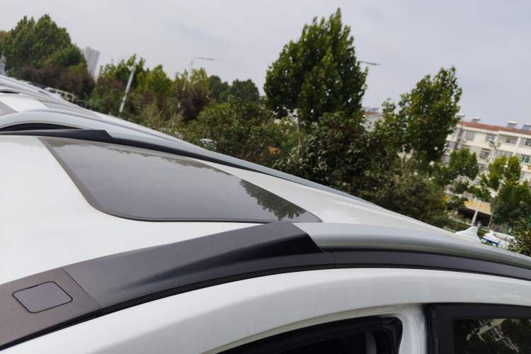 Used Haval M6 2021 PLUS 1.5T DCT Luxury Smart Connectivity Model Roof