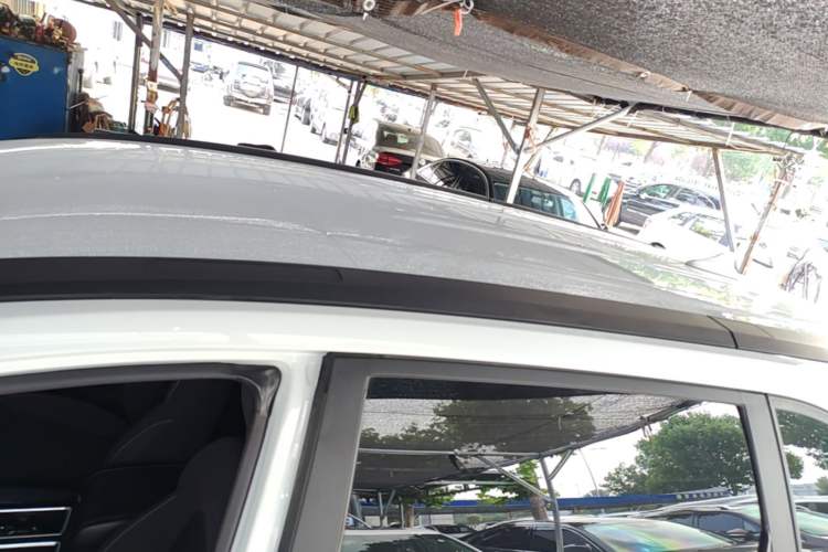 Used Haval M6 2021 PLUS 1.5T DCT Elite Smart Connectivity Model Roof
