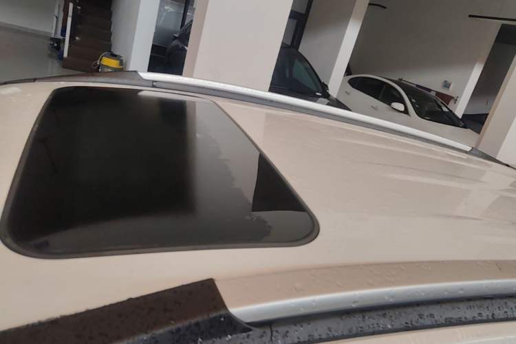 Used Haval M6 2021 PLUS 1.5T DCT Luxury Smart Connectivity Model Roof