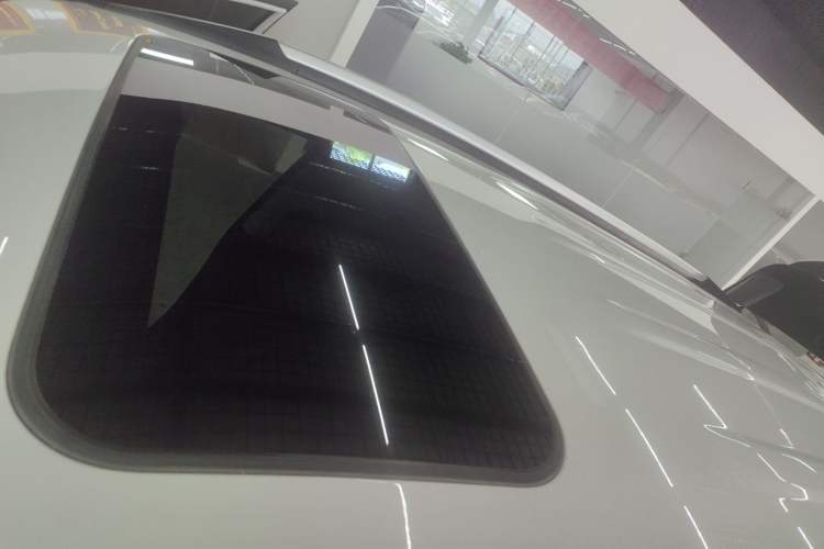 Used Haval M6 2021 PLUS 1.5T DCT Luxury Smart Connectivity Model Roof