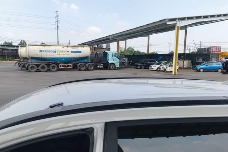 Used Haval M6 2021 PLUS 1.5T DCT Elite Smart Connectivity Model Roof