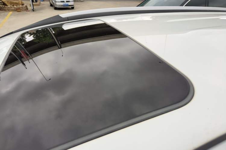 Used Haval M6 2021 PLUS 1.5T DCT Luxury Smart Connectivity Model Roof