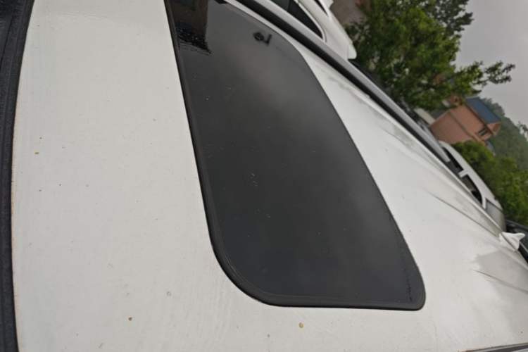 Used Haval M6 2021 PLUS 1.5T DCT Luxury Smart Connectivity Model Roof