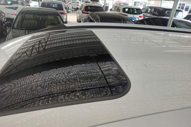 Used Haval M6 2021 PLUS 1.5T DCT Luxury Smart Connectivity Model Roof