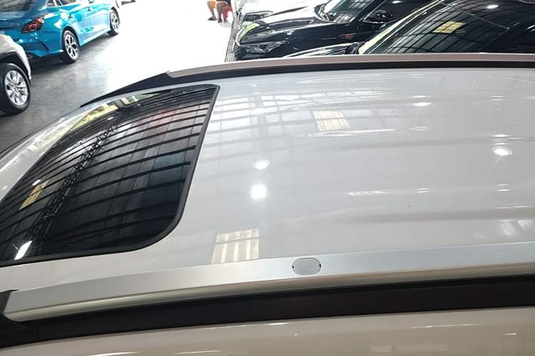 Used Haval M6 2021 PLUS 1.5T DCT Luxury Smart Connectivity Model Roof