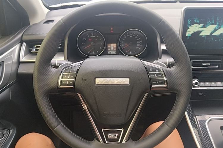 Used Haval M6 2021 PLUS 1.5T DCT Luxury Smart Connectivity Model Steering Wheel