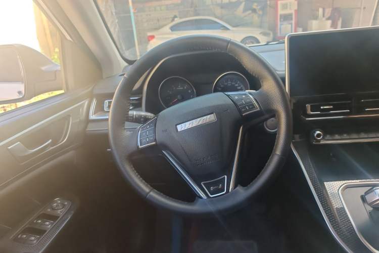Used Haval M6 2021 PLUS 1.5T DCT Luxury Smart Connectivity Model Steering Wheel