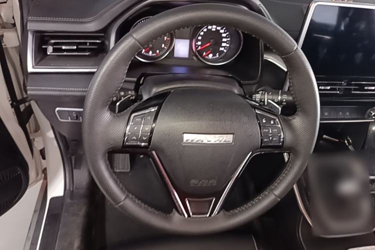 Used Haval M6 2021 PLUS 1.5T DCT Prestige Smart Connectivity Model Steering Wheel