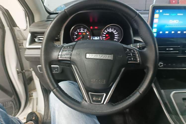 Used Haval M6 2021 PLUS 1.5T DCT Prestige Smart Connectivity Model Steering Wheel