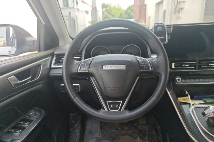 Used Haval M6 2021 PLUS 1.5T DCT Luxury Smart Connectivity Model Steering Wheel