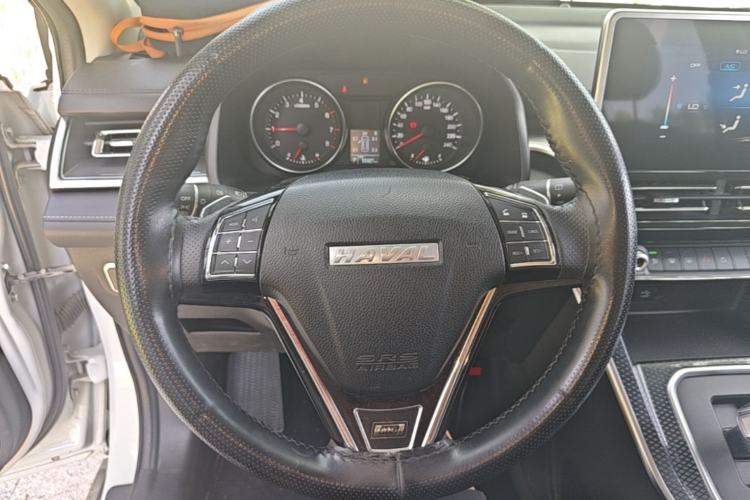 Used Haval M6 2021 PLUS 1.5T DCT Luxury Smart Connectivity Model Steering Wheel