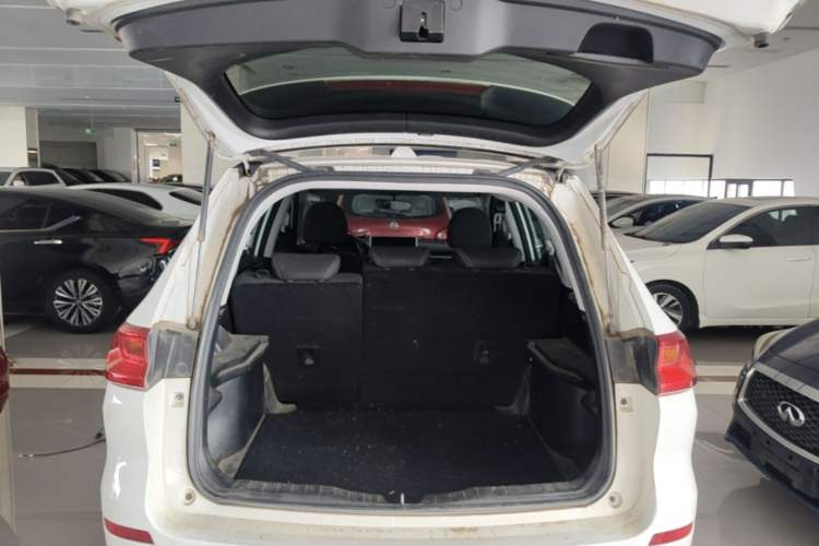 Used Haval M6 2021 PLUS 1.5T DCT Elite Smart Connectivity Model Trunk