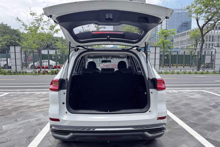 Used Haval M6 2021 PLUS 1.5T DCT Luxury Smart Connectivity Model Trunk
