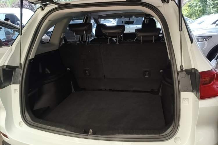 Used Haval M6 2021 PLUS 1.5T DCT Luxury Smart Connectivity Model Trunk