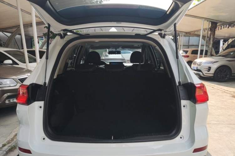 Used Haval M6 2021 PLUS 1.5T DCT Comfort Edition Trunk