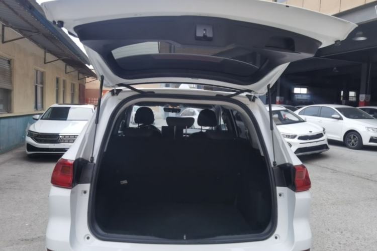 Used Haval M6 2021 PLUS 1.5T Manual Elite Smart Connectivity Model Trunk