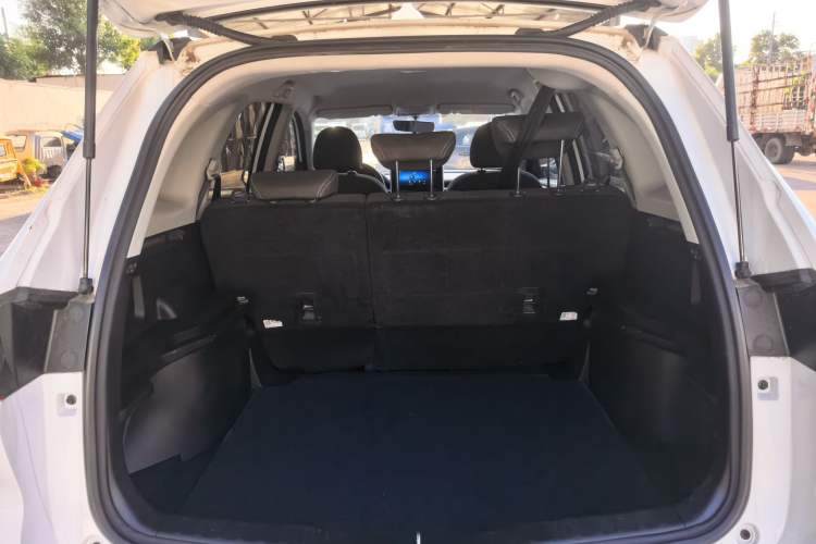 Used Haval M6 2021 PLUS 1.5T Manual Elite Smart Connectivity Model Trunk