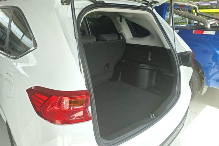 Used Haval M6 2021 PLUS 1.5T DCT Elite Smart Connectivity Model Trunk