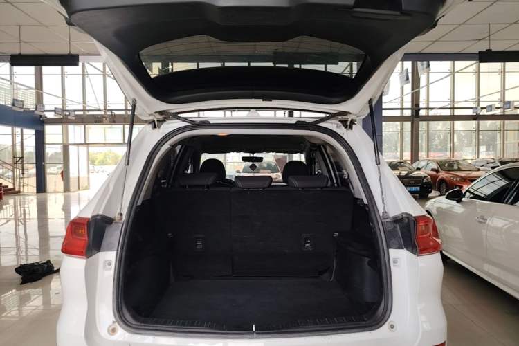 Used Haval M6 2021 PLUS 1.5T DCT Elite Smart Connectivity Model Trunk