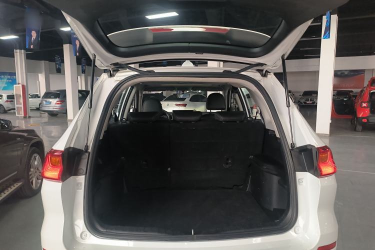 Used Haval M6 2021 PLUS 1.5T DCT Comfort Edition Trunk
